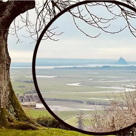 Maison De Dans La Baie Du Mont Saint Michel Авранш