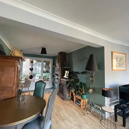 Апартаменты Maison De Dans La Baie Du Mont Saint Michel Авранш